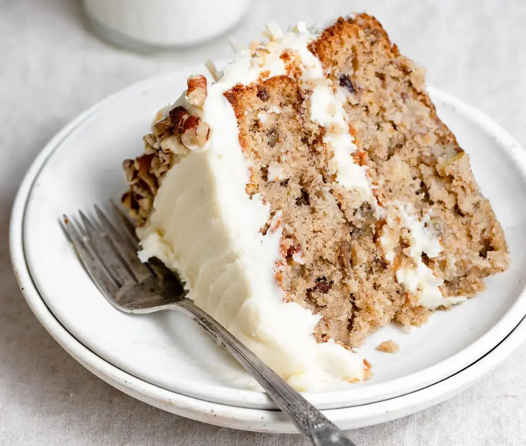 Hummingbird Cake  ( 10")