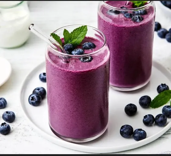 Blueberry Shake 12 oz. (Whole Milk)