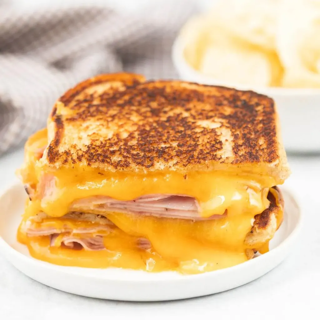 Ham & Cheese Sandwich 